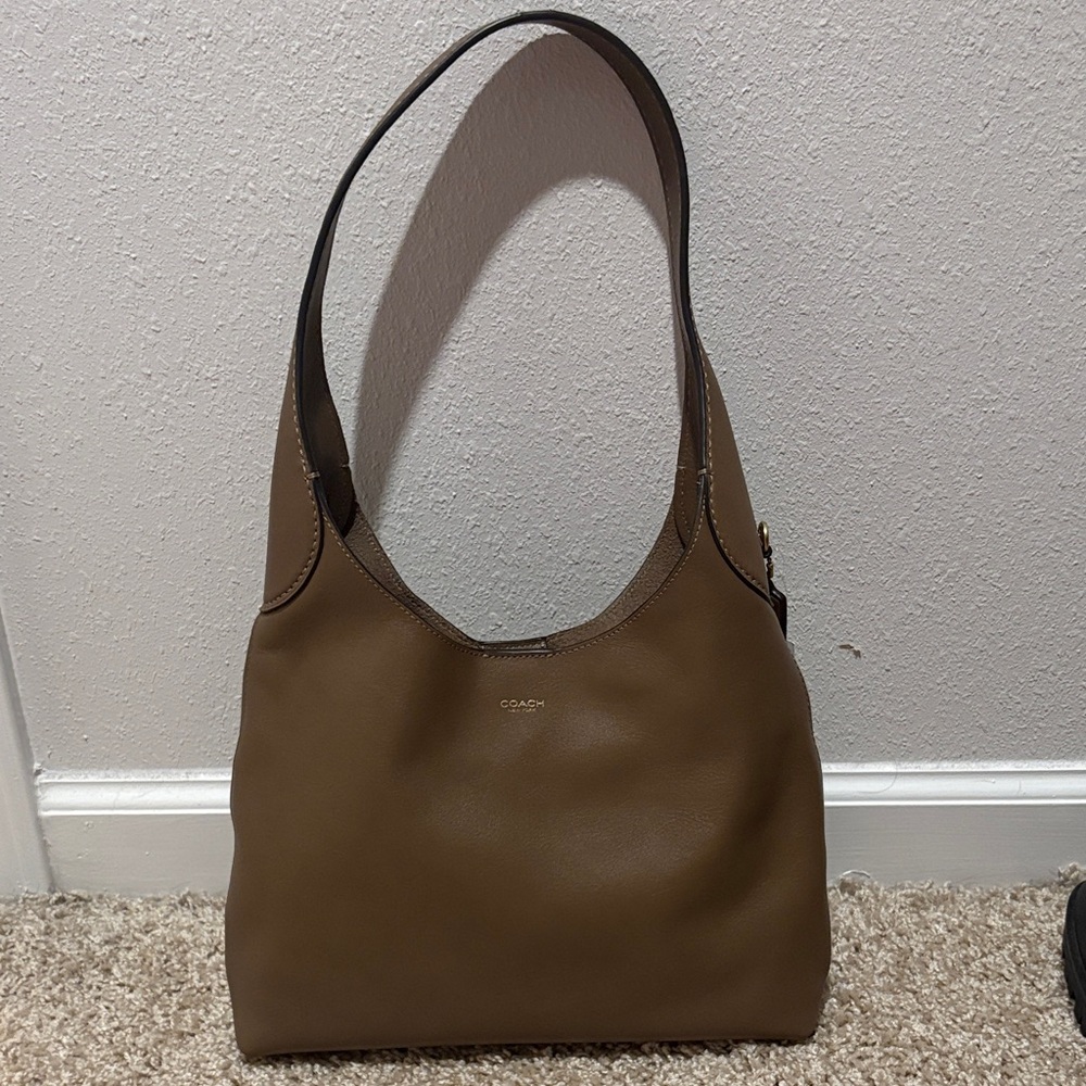 Coach Brooklyn Shoulder bag 28